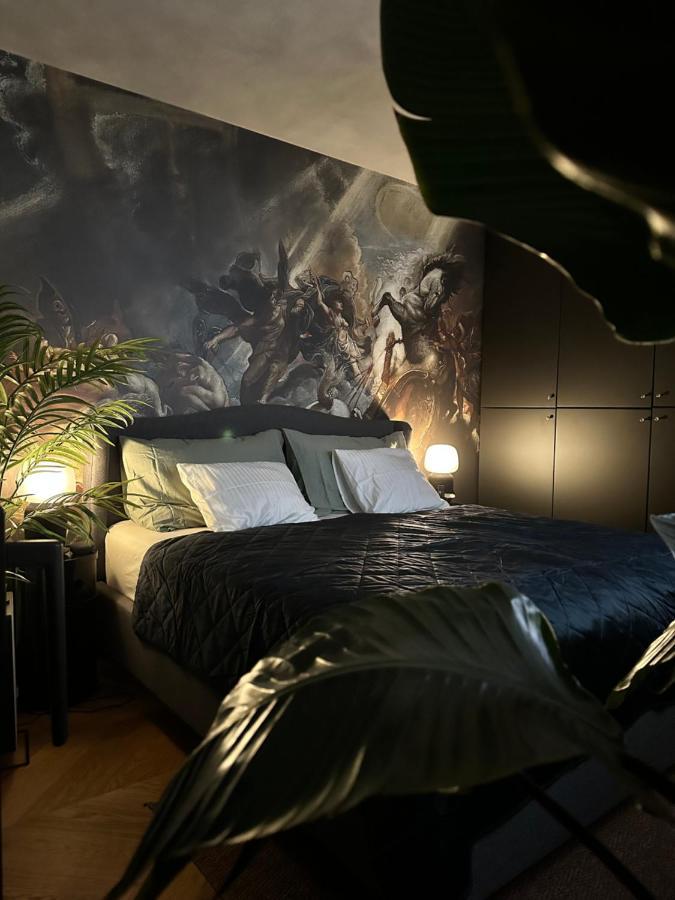 Skyline Elegance With Free Parking Apartment Bratislava Exterior photo