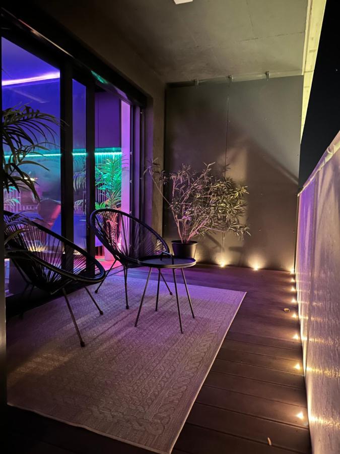 Skyline Elegance With Free Parking Apartment Bratislava Exterior photo