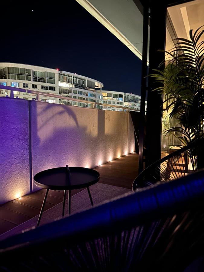 Skyline Elegance With Free Parking Apartment Bratislava Exterior photo